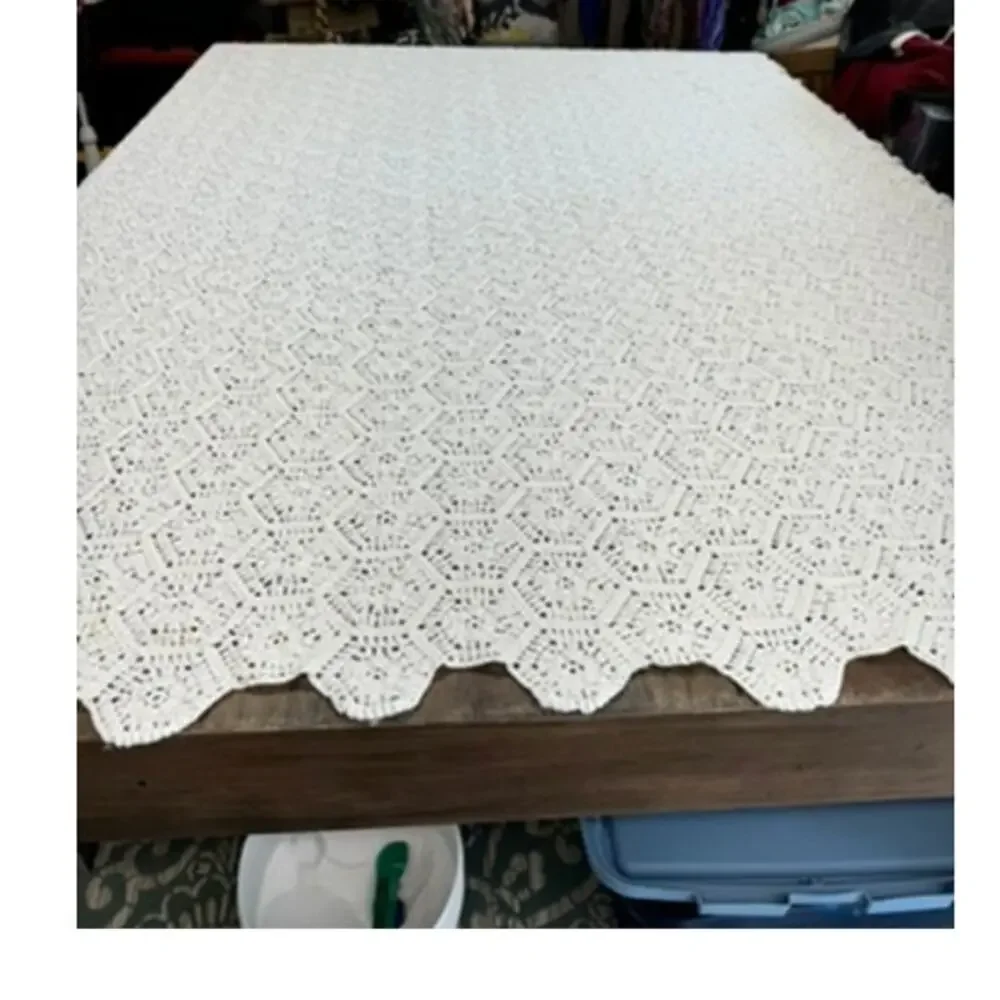 STUNNING, Vintage Large Handmade Crochet  Coverlet Tablecloth 96